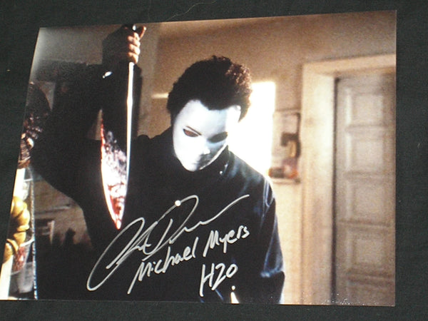CHRIS DURAND Michael Myers Signed 8x10 Photo Halloween H2O Autograph B - HorrorAutographs.com