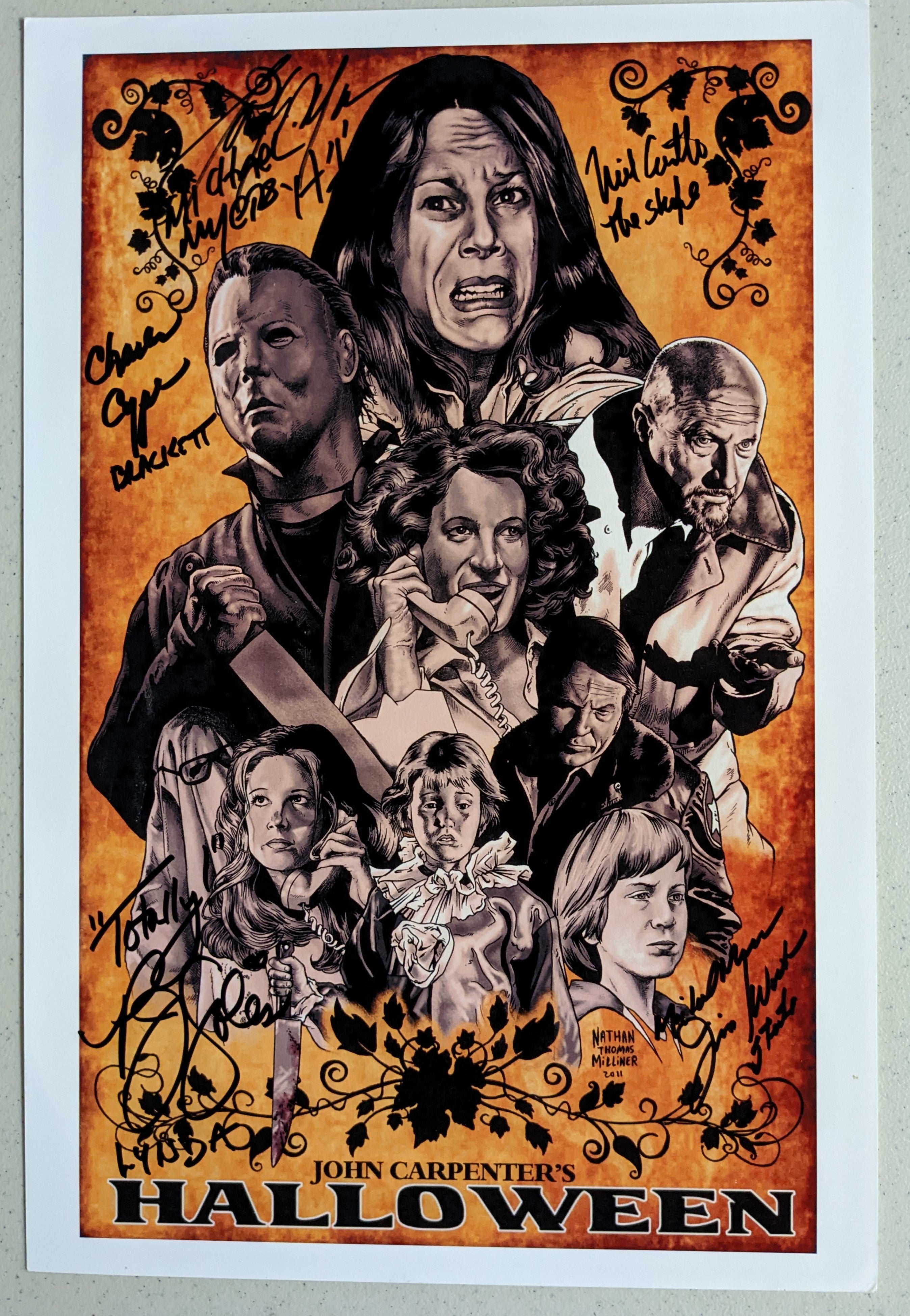 CASTLE - MORAN - WINBURN + more 5X Signed HALLOWEEN 10x15 Photo