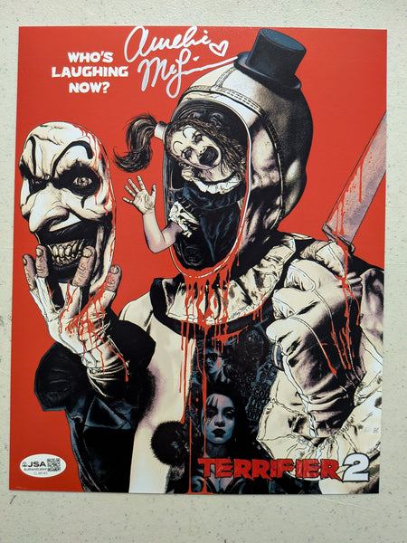 AMELIE McLAIN Signed 8x10 Photo Little Pale Girl TERRIFIER 2 Autograph JSA COA G - HorrorAutographs.com