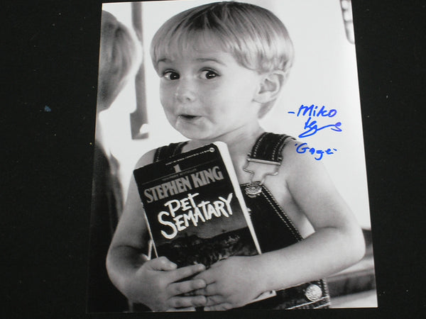 MIKO HUGHES Signed 8x10 Photo Gage PET SEMATARY Autograph B - HorrorAutographs.com
