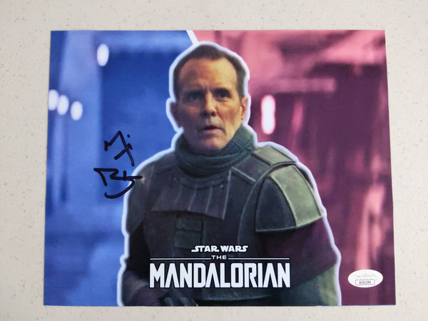 MICHAEL BIEHN Signed MANDALORIAN 8x10 Photo Autograph Beckett BAS JSA COA Z